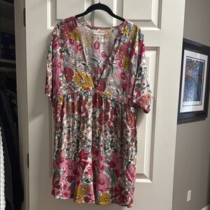 NATURAL LIFE Relaxed V-Neck Pink and Purple Tunic